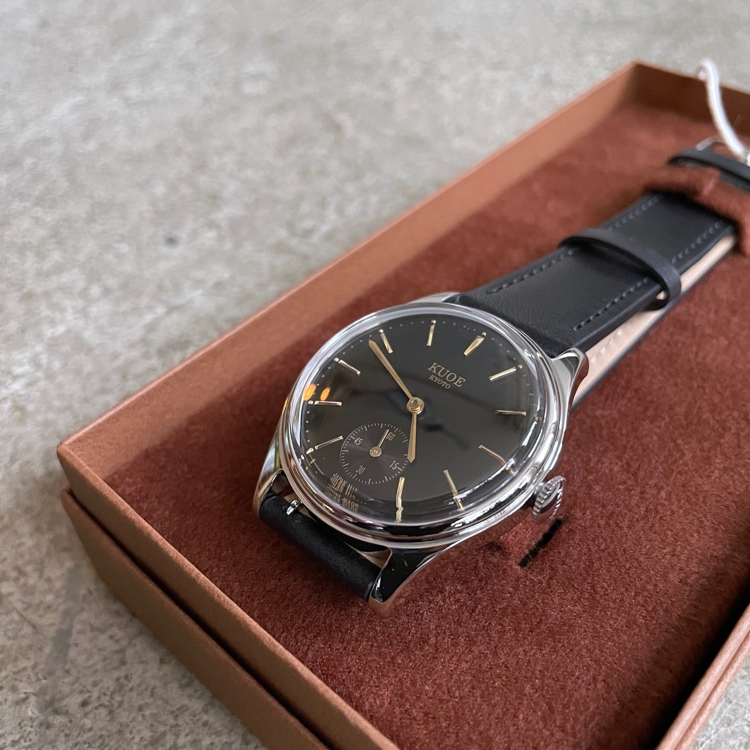 old smith 90-001 black x black leather - sapphire glass upgrade