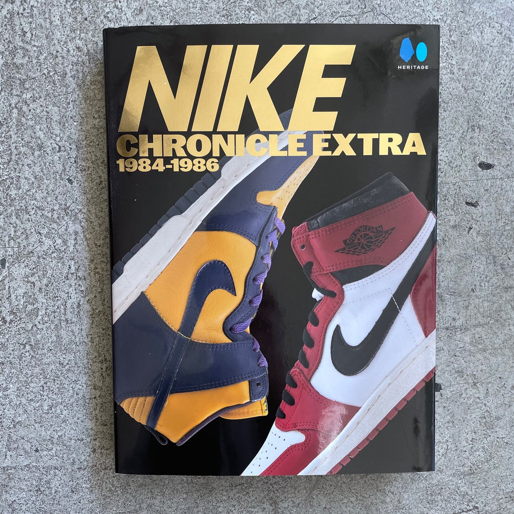 https://www.stuf-f.com/media/image/5d/ae/85/lightning-magazine-nike-chronicle-extra-1.jpg