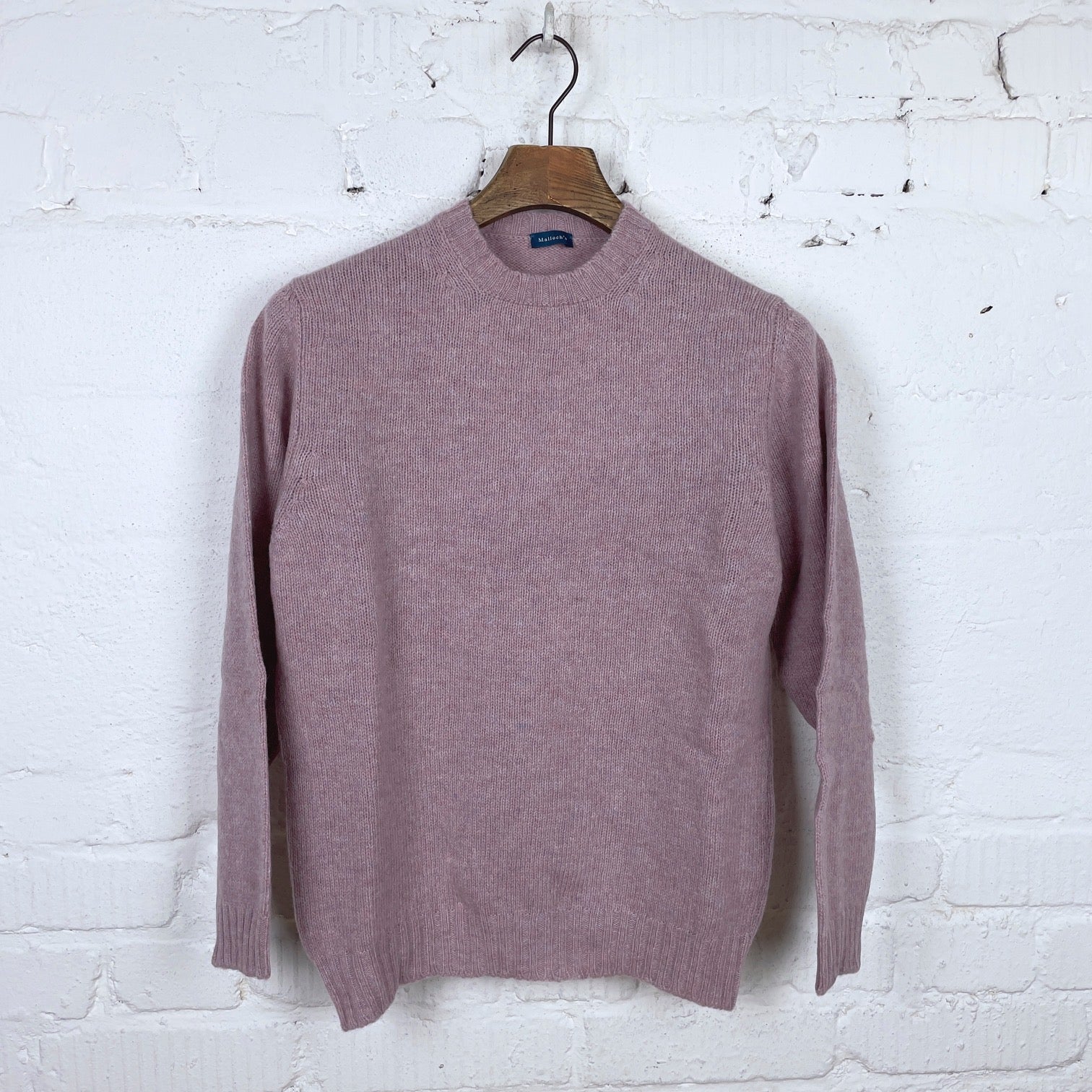 malloch's pink haar wreay shetland wool crew neck – stuf|f-official