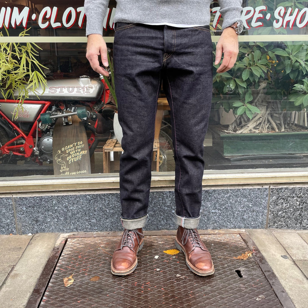 https://www.stuf-f.com/media/image/d4/12/9e/momotaro-15thl06-15th-anniversary-selvedge-jeans-natural-tapered-9.jpg