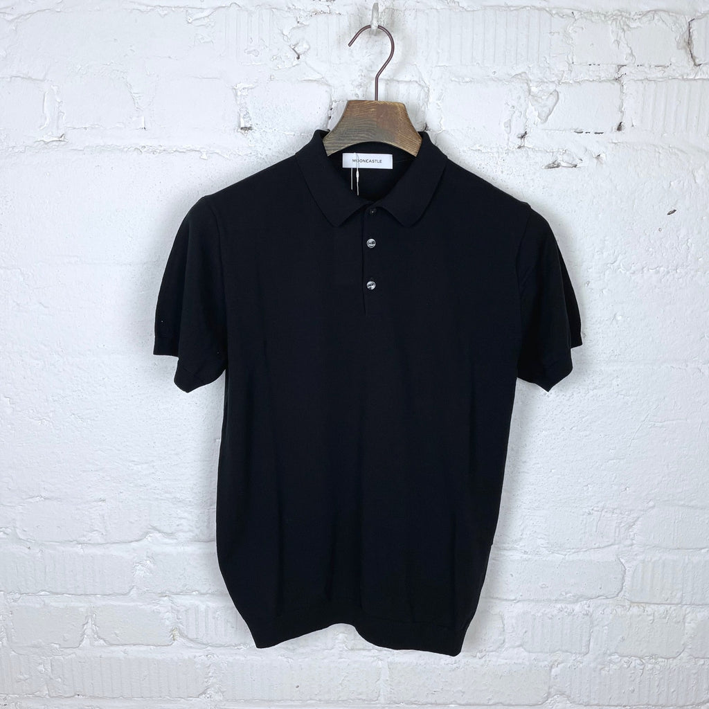 https://www.stuf-f.com/media/image/cc/51/ff/mooncastle-ice-cotton-polo-shirt-black-1.jpg