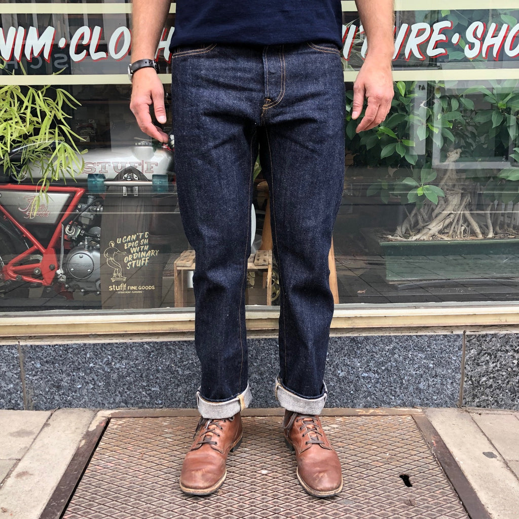 https://www.stuf-f.com/media/image/27/36/f3/nimude-akazo-selvedge-jeans-8.jpg