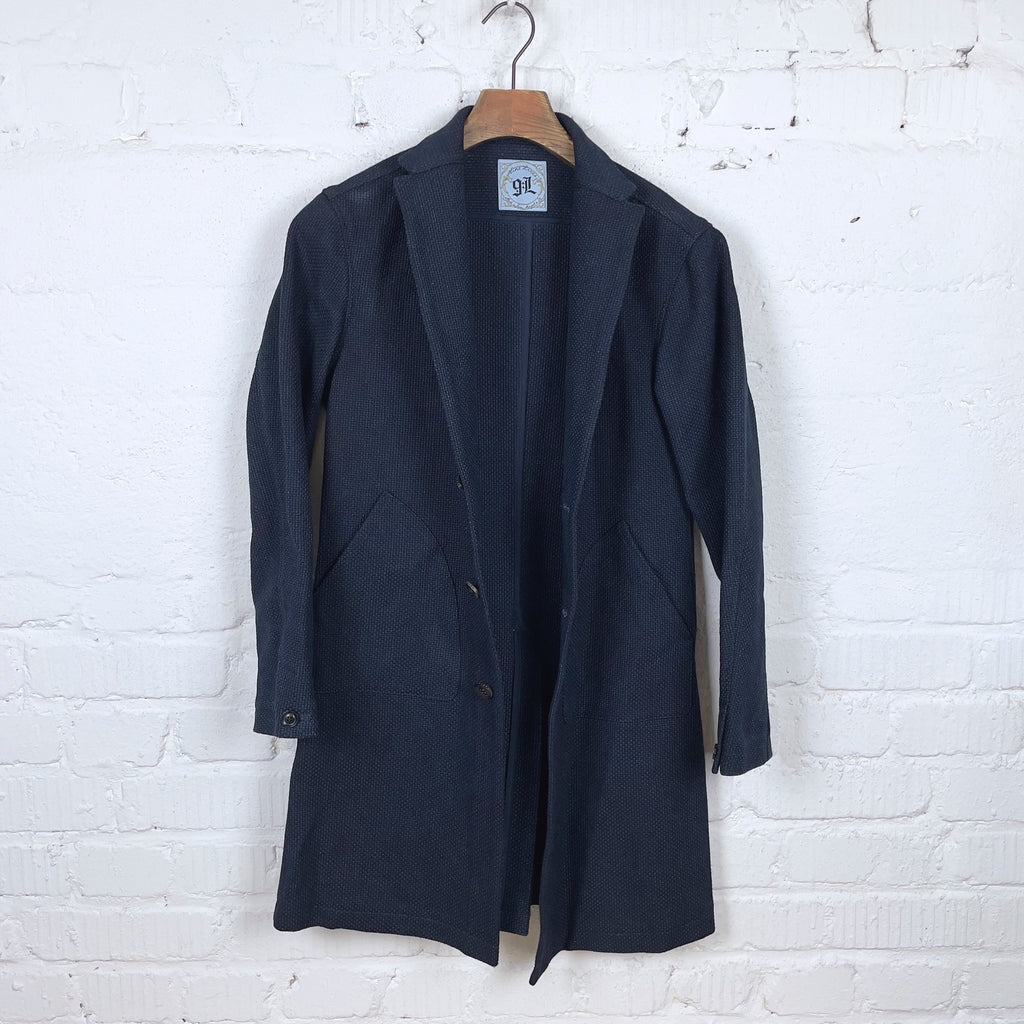 https://www.stuf-f.com/media/image/06/0a/f6/nine-lives-indigo-sashiko-duster-coat-5.jpg