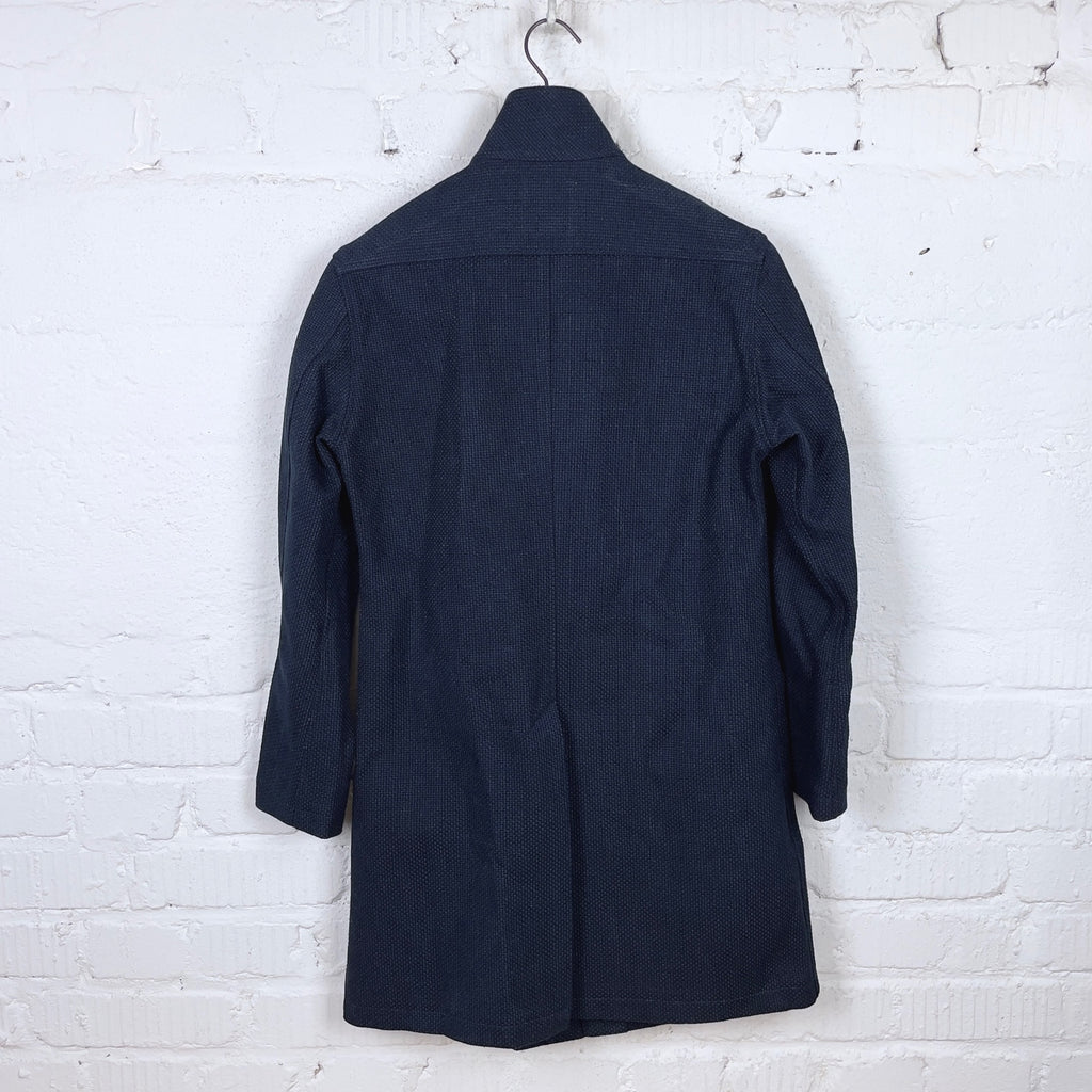 https://www.stuf-f.com/media/image/20/ce/de/nine-lives-indigo-sashiko-duster-coat-9.jpg