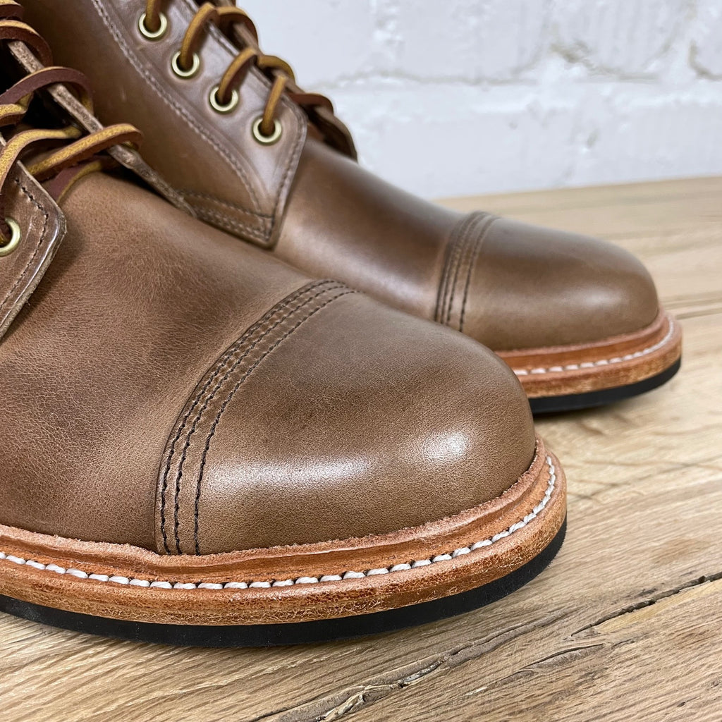 https://www.stuf-f.com/media/image/1a/8b/79/oak-street-bootmakers-cap-toe-trench-boot-natural-chromexcel-4.jpg