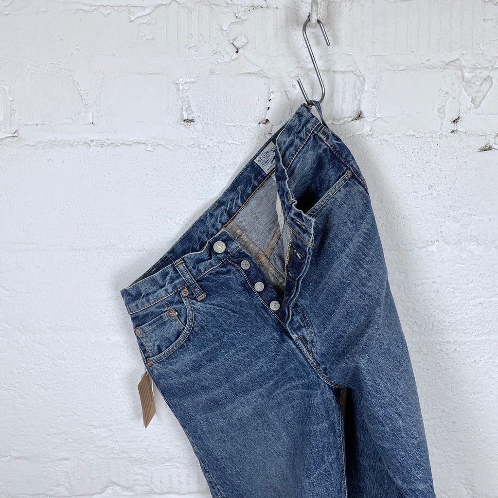 https://www.stuf-f.com/media/image/b3/f0/e1/orslow-105-jeans-2-year-wash-2.jpg