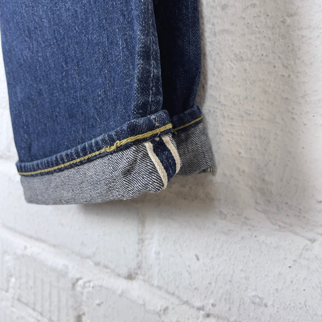 https://www.stuf-f.com/media/image/03/af/1a/orslow-107-ivy-league-jeans-2-year-wash-5.jpg