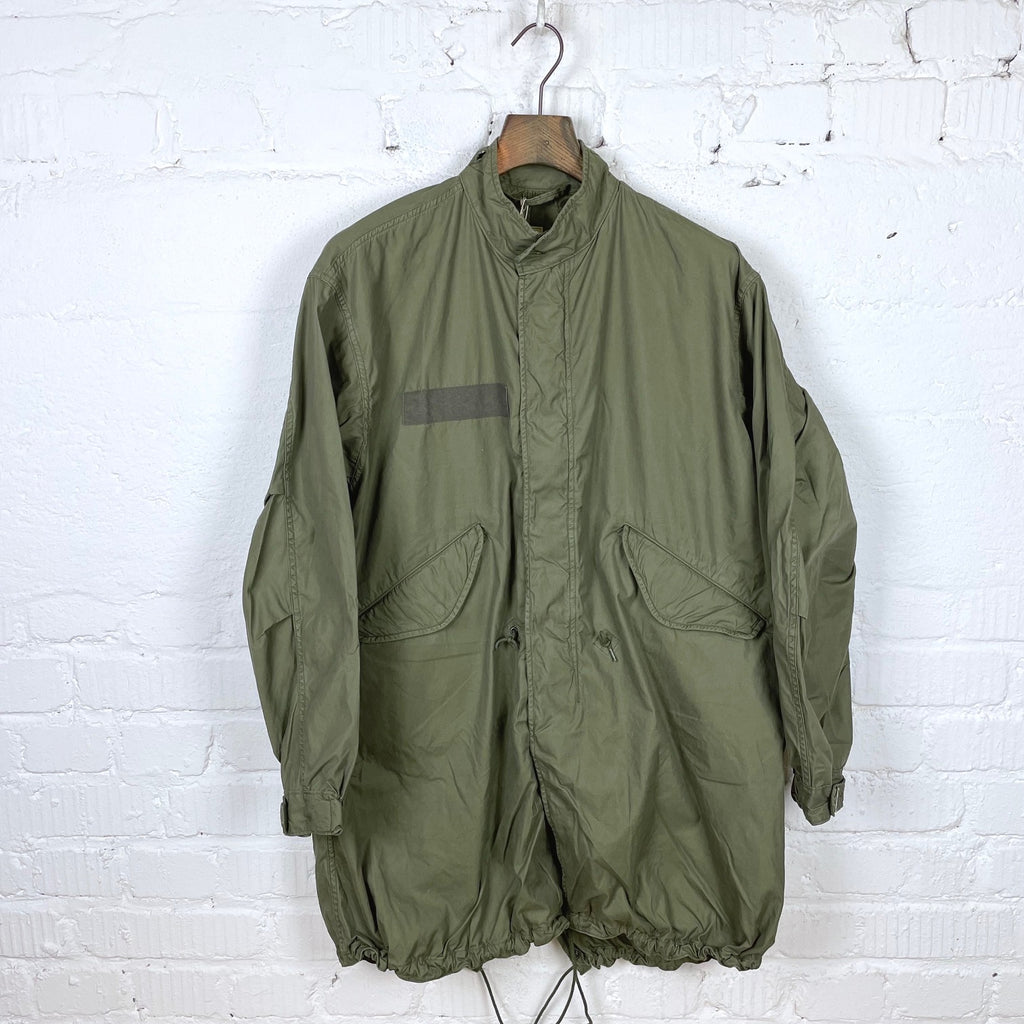 https://www.stuf-f.com/media/image/91/07/b3/orslow-m-65-fishtail-coat-army-green-4.jpg