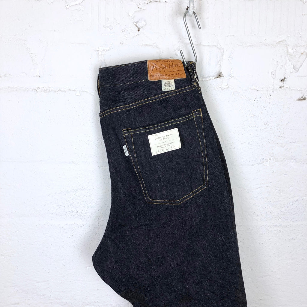 https://www.stuf-f.com/media/image/9c/dd/7b/phigvel-makers-co-302-classic-jeans-5.jpg