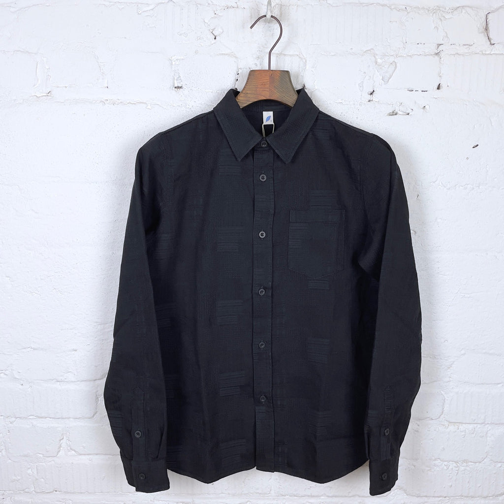 https://www.stuf-f.com/media/image/08/d7/c9/pure-blue-japan-2221-wbk-jacquard-patchwork-shirt-double-black-1.jpg