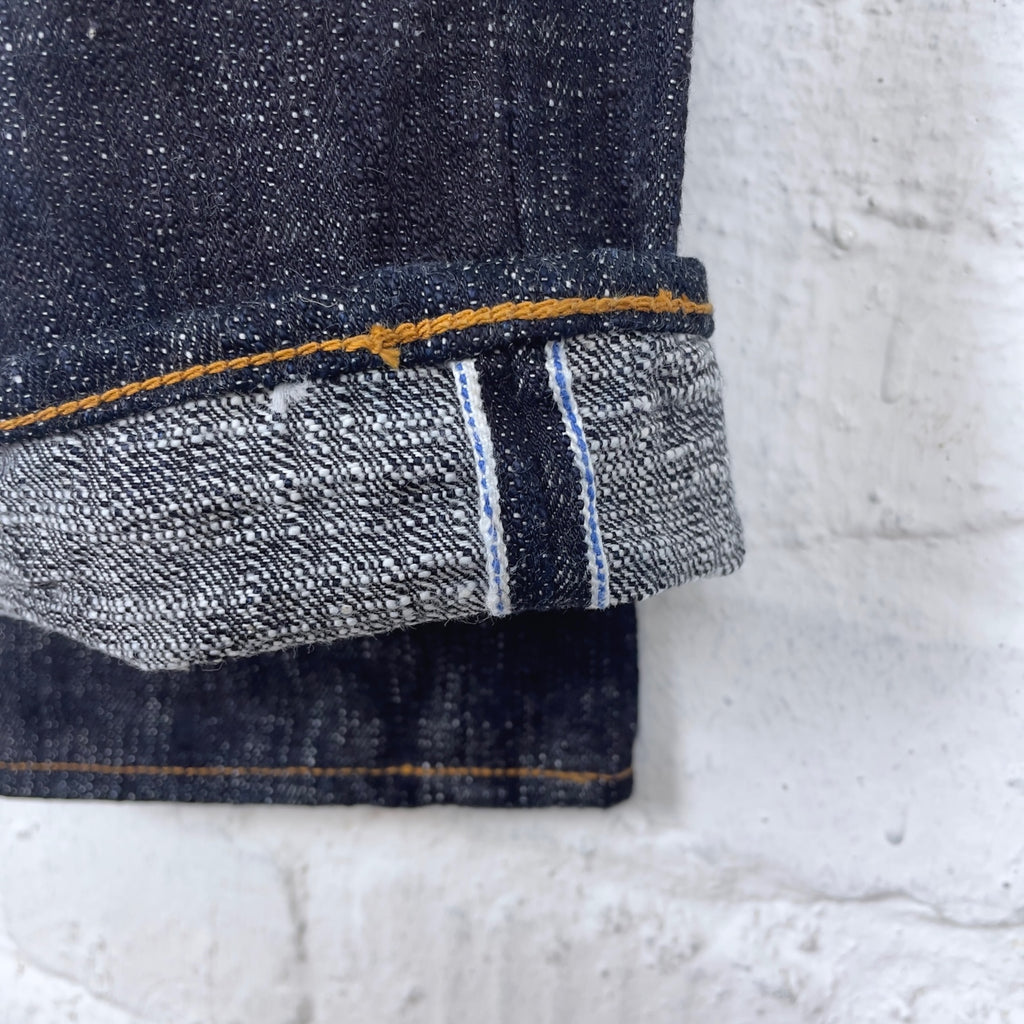 https://www.stuf-f.com/media/image/c9/04/d0/pure-blue-japan-wsb-019-16oz-double-slub-selvedge-jeans-relaxed-tapered-5.jpg