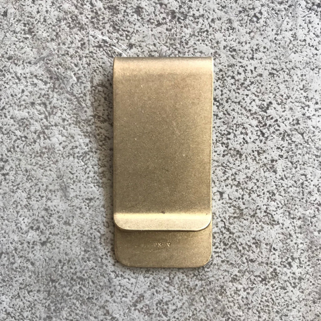 https://www.stuf-f.com/media/image/cc/e5/96/rinouma-brass-money-clip-2.jpg