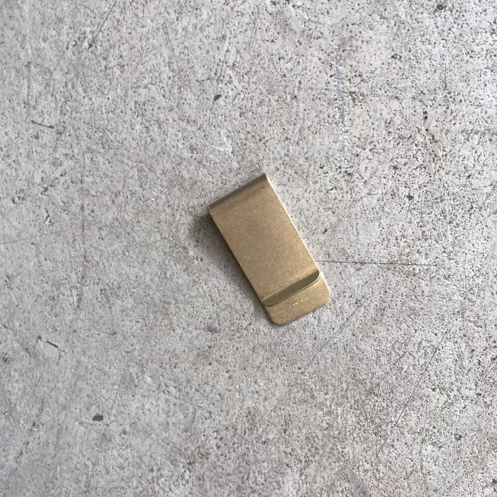 https://www.stuf-f.com/media/image/03/41/8b/rinouma-brass-money-clip.jpg