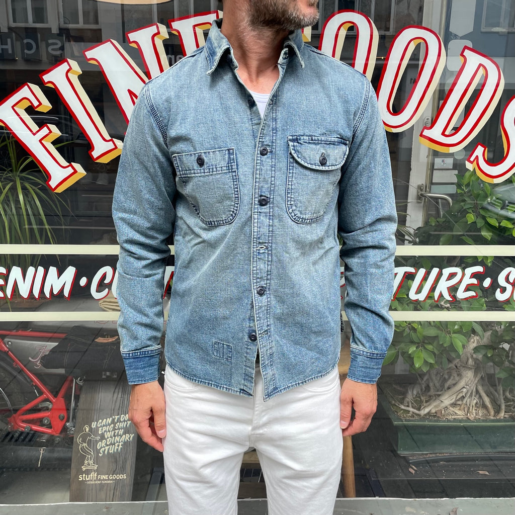 https://www.stuf-f.com/media/image/73/67/f2/rogue-territory-washed-out-indigo-selvedge-canvas-isc-work-shirt-2.jpg