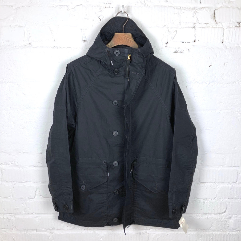 https://www.stuf-f.com/media/image/f4/4a/f6/rrl-waxed-cotton-hooded-jacket-dark-navy-1-Kopie.jpg