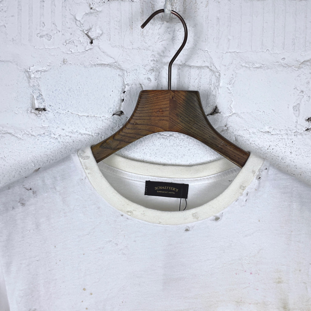 https://www.stuf-f.com/media/image/c0/8a/61/schaeffers-garment-hotel-hand-aged-distressed-ringspun-tee-off-white-2.jpg