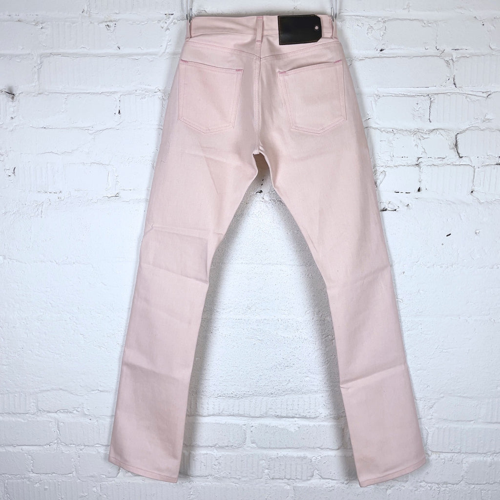 https://www.stuf-f.com/media/image/8d/1e/dd/schaeffers-garment-hotel-standard-straight-jean-coated-pink-4.jpg