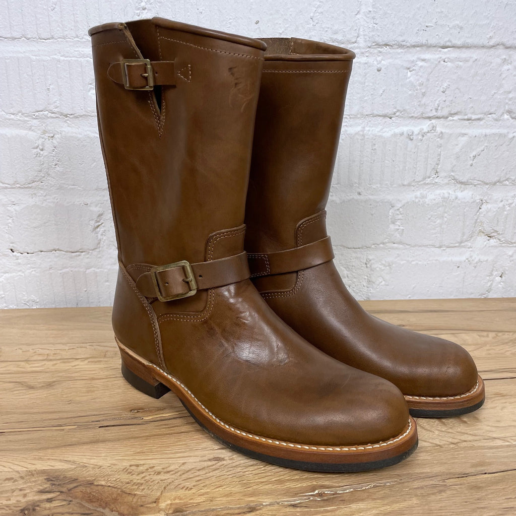 https://www.stuf-f.com/media/image/7a/52/6f/skoob-wander-engineer-boots-natural-brown-9.jpg