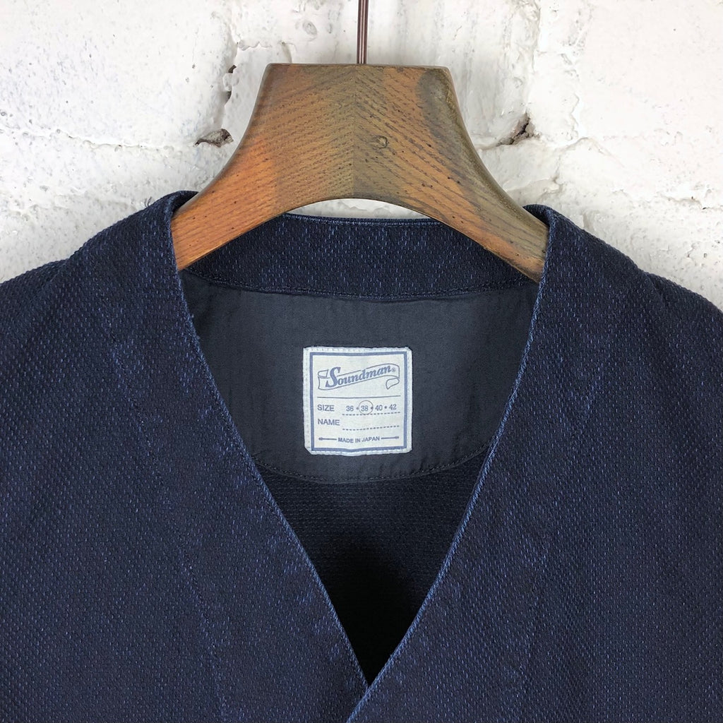 https://www.stuf-f.com/media/image/83/a2/a4/soundman-marcy-waistcoat-indigo-3.jpg