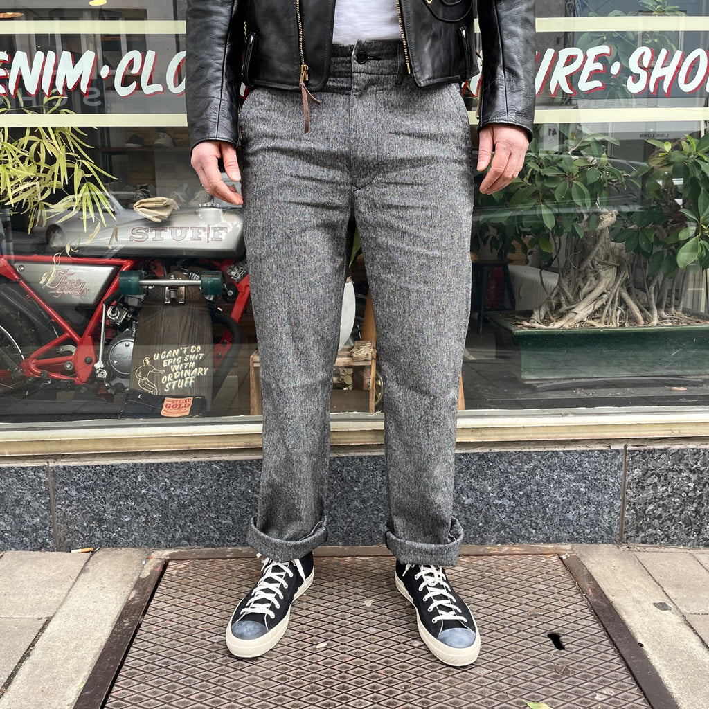 https://www.stuf-f.com/media/image/cd/e3/95/soundman-preston-trouser-black-ecru-5.jpg
