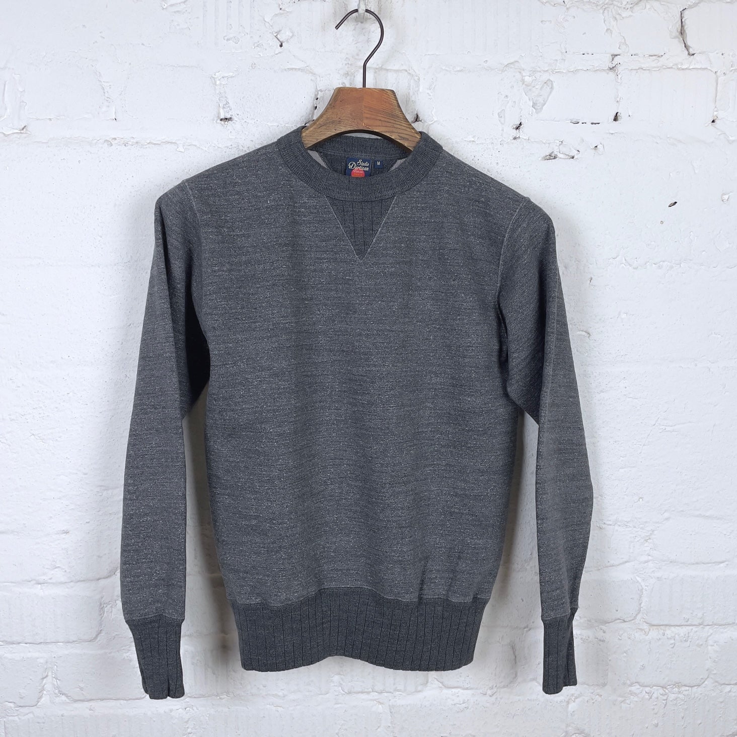 studio-d-artisan-9885-suvin-