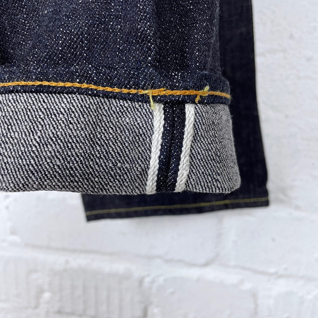 https://www.stuf-f.com/media/image/86/f1/90/studio-d-artisan-D1838-g3-mt-fuji-jeans-relax-tapered-5.jpg