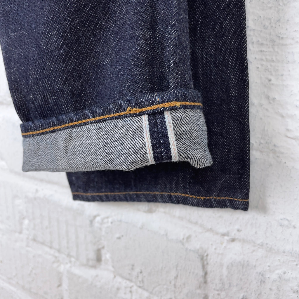 https://www.stuf-f.com/media/image/3d/61/8c/tcb-50s-slim-jeans-t-7.jpg