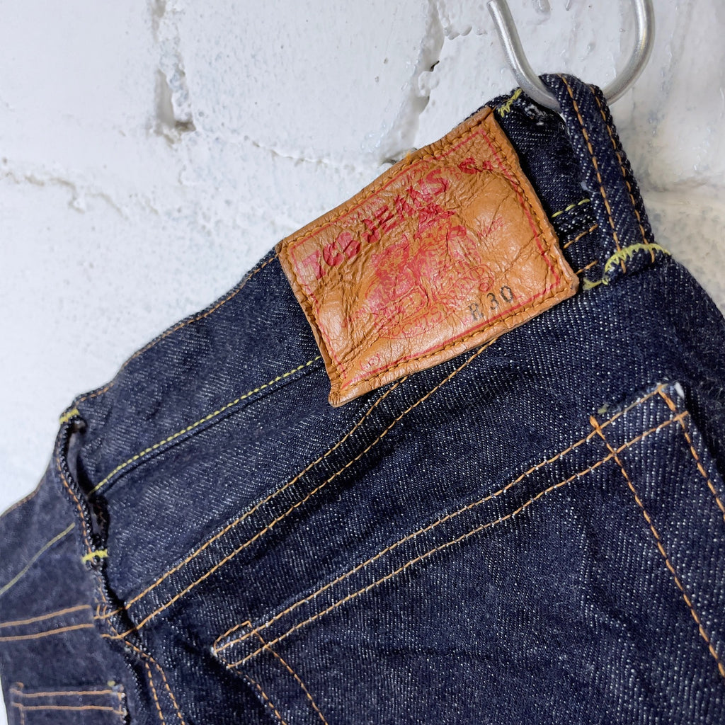 https://www.stuf-f.com/media/image/b5/b6/3e/tcb-slim-r-50s-jeans-2IdGdK0DANYN9k.jpg