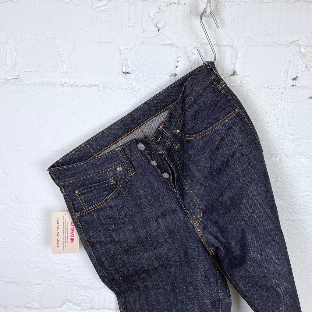 https://www.stuf-f.com/media/image/c2/d3/17/the-flat-head-3004-jeans-5.jpg