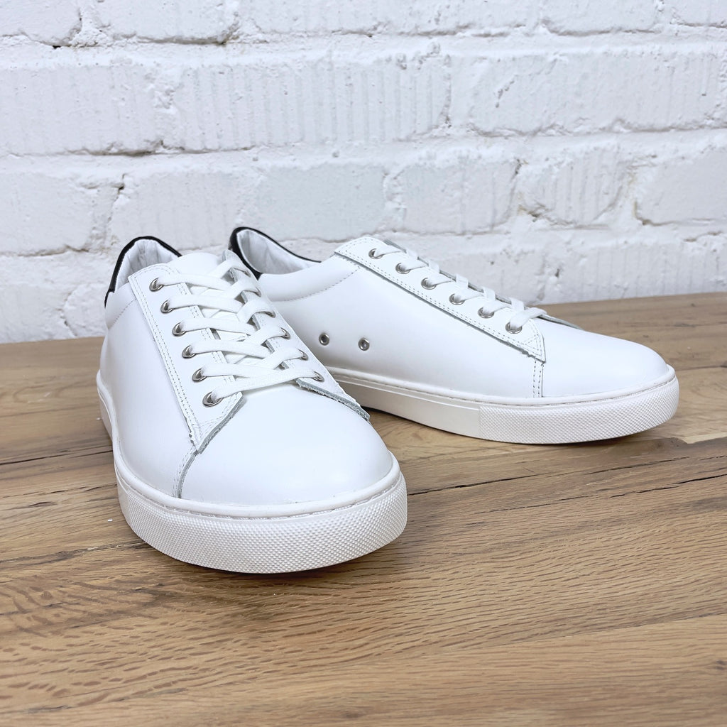 https://www.stuf-f.com/media/image/51/ca/b4/the-flat-head-fn-fs-001-leather-sneaker-white-6.jpg