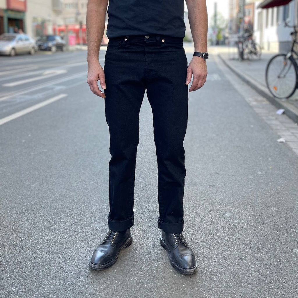 https://www.stuf-f.com/media/image/d1/15/85/the-flat-head-fn-pa-db002-black-tapered-straight-pants-1.jpg