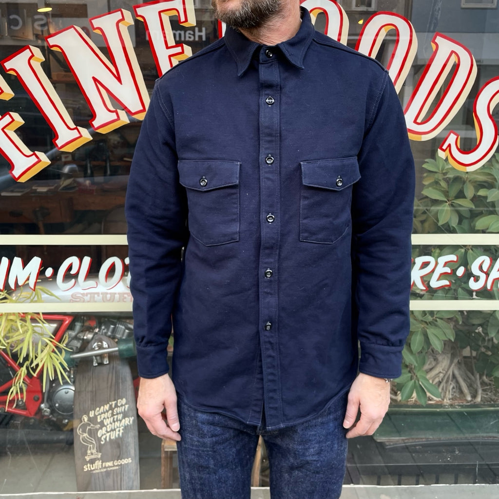 https://www.stuf-f.com/media/image/5e/dc/4a/the-real-mccoys-8hu-heavy-moleskin-shirt-navy-4.jpg