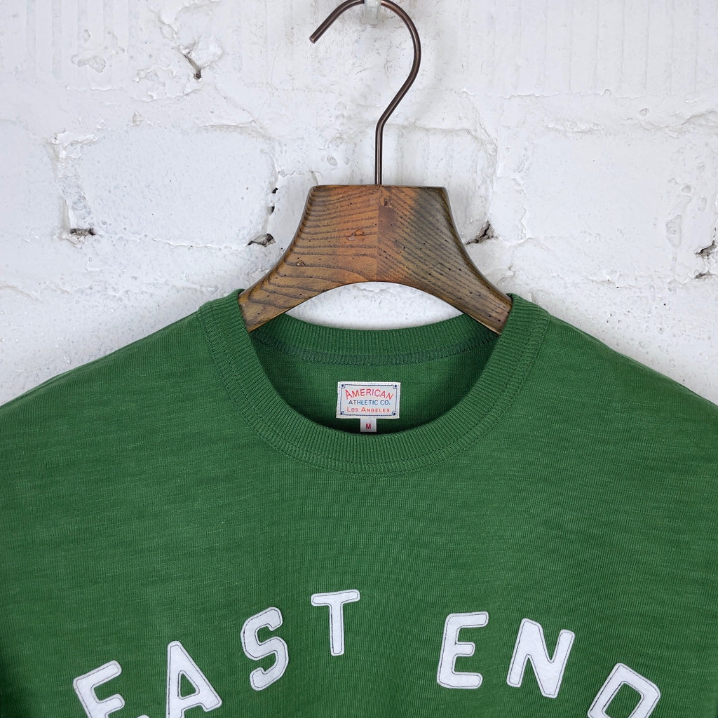 https://www.stuf-f.com/media/image/2e/56/34/the-real-mccoys-heavy-cotton-slub-jersey-east-end-ac-green-2.jpg