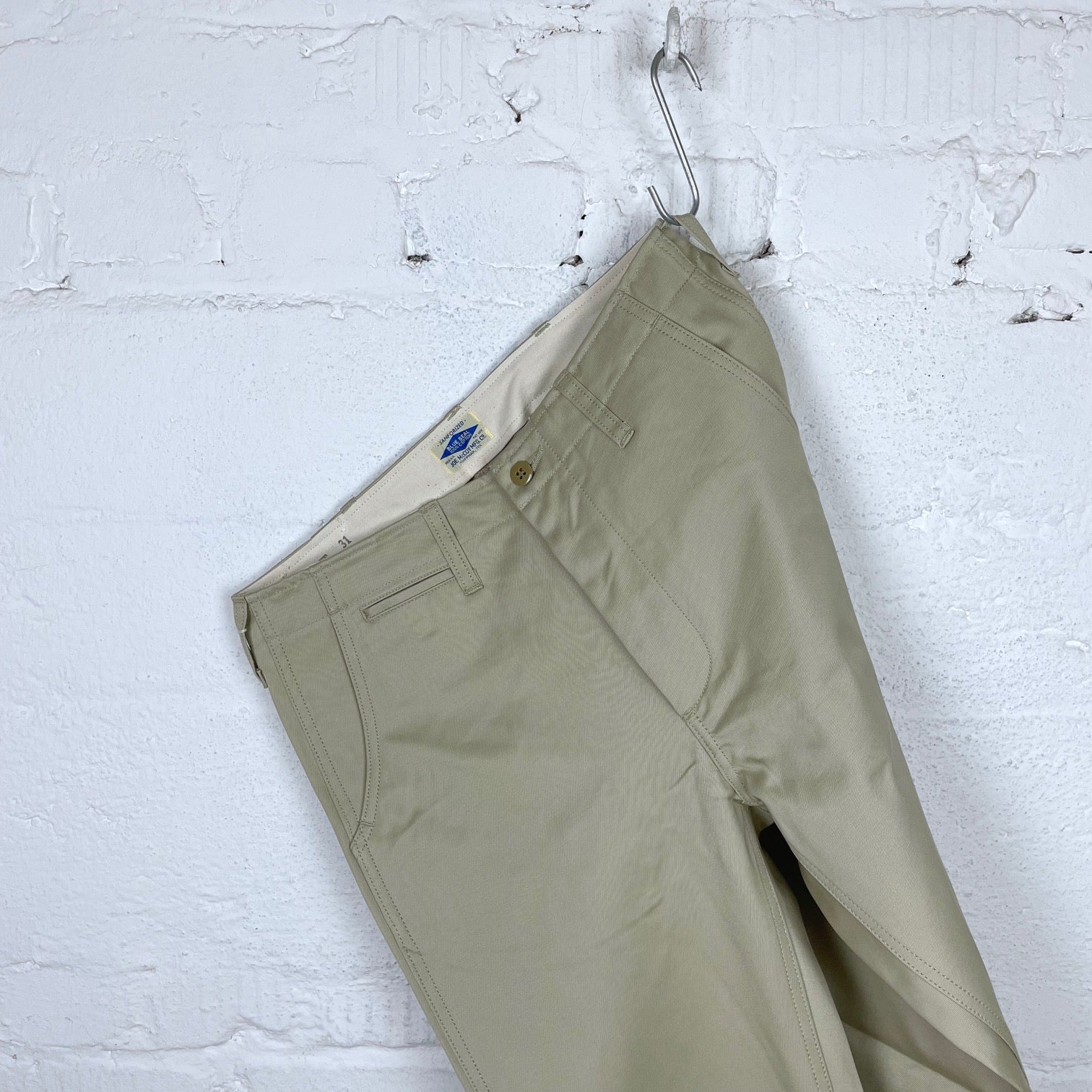 the real mccoy's | joe mccoy blue seal chino trousers - beige