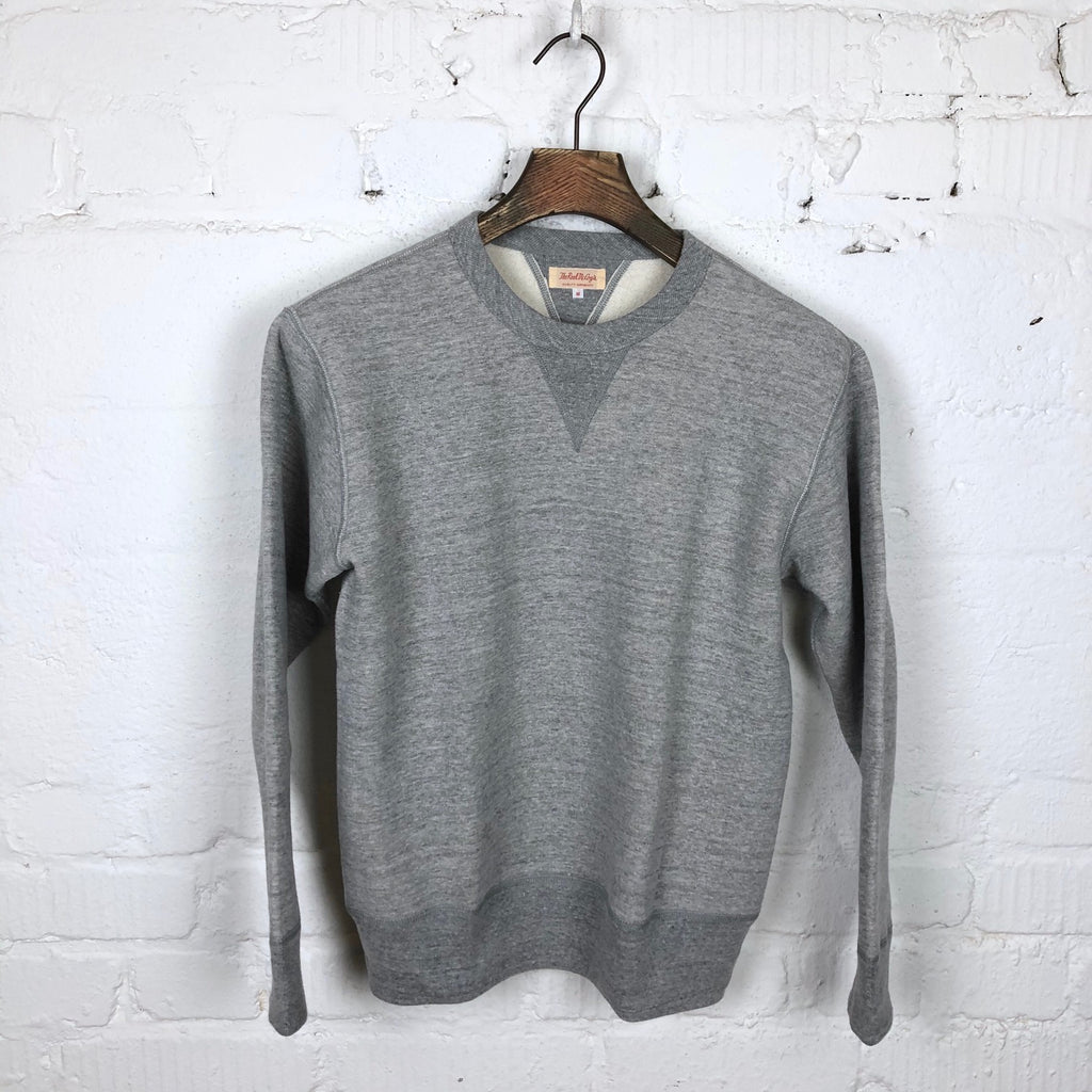 https://www.stuf-f.com/media/image/94/e9/d5/the-real-mccoys-loopwheel-crewneck-sweatshirt-grey-1.jpg