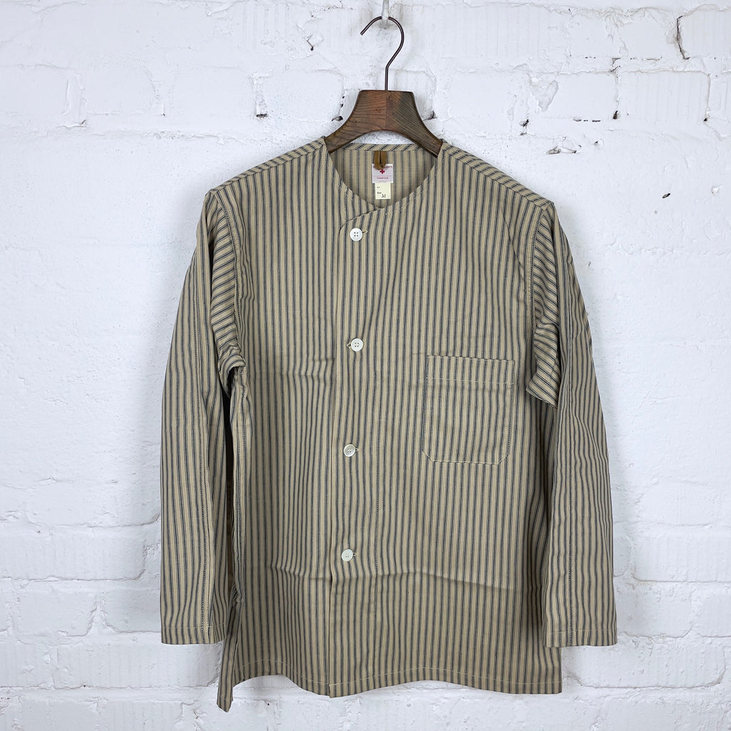 https://www.stuf-f.com/media/image/d3/05/64/the-real-mccoys-ticking-stripe-pajama-shirt-1.jpg