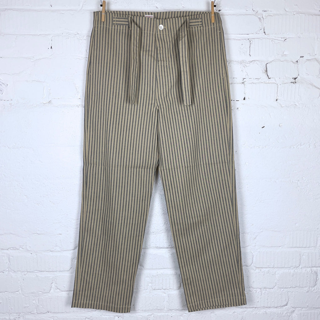 https://www.stuf-f.com/media/image/24/b9/17/the-real-mccoys-ticking-stripe-pajama-trousers-1.jpg