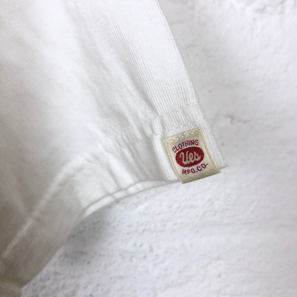 https://www.stuf-f.com/media/image/36/05/17/ues-denim-ramayana-henley-t-shirt-white-2.jpg