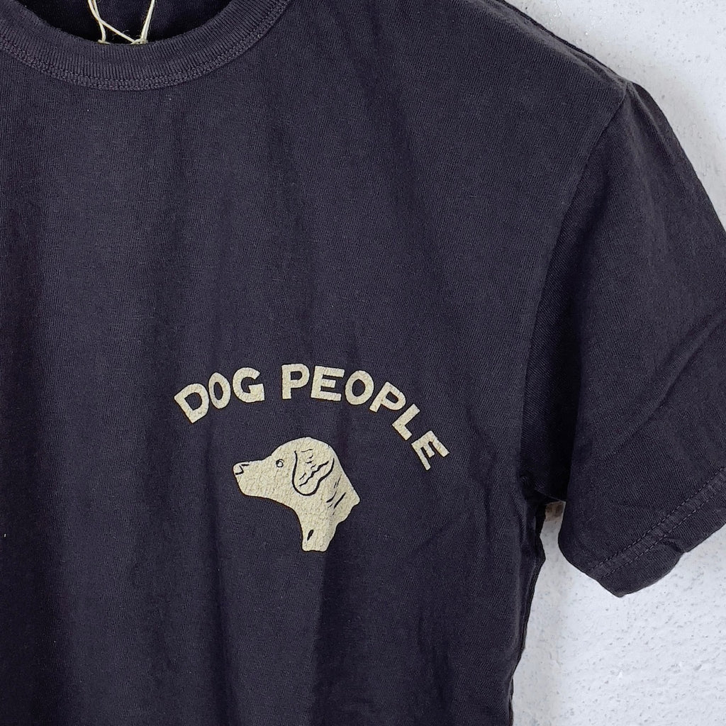 https://www.stuf-f.com/media/image/68/23/eb/ues-dog-people-t-shirt-5.jpg
