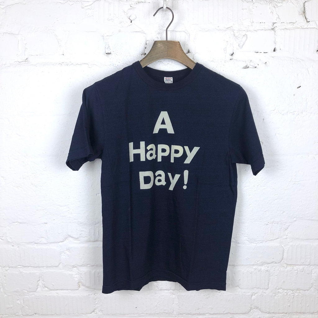 https://www.stuf-f.com/media/image/da/46/3f/ues-indigo-a-happy-day-t-shirt-3.jpg
