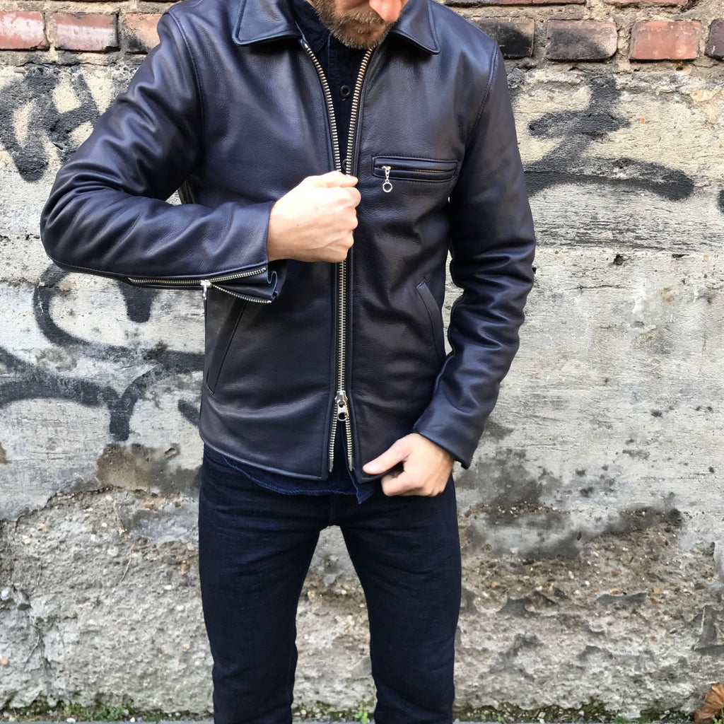 https://www.stuf-f.com/media/image/21/84/ce/vanson-leathers-exclusive-stuff-collaboration-leather-jacket-navy-2.jpg
