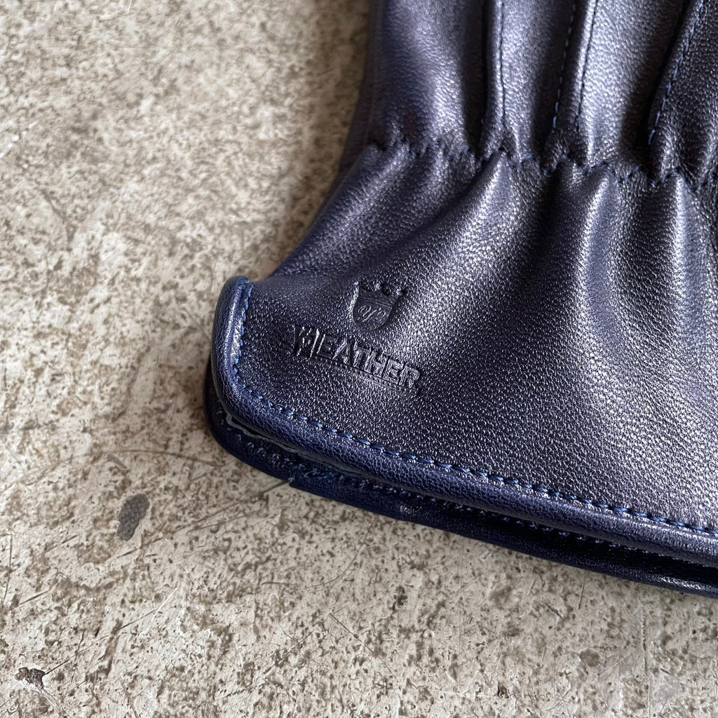https://www.stuf-f.com/media/image/d9/7c/3b/y-2-leather-yg-01-gloves-indigo-2.jpg
