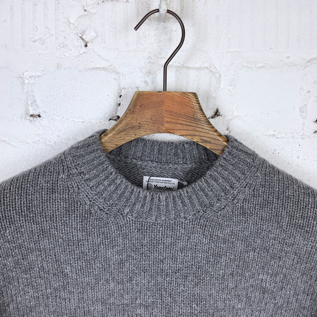 https://www.stuf-f.com/media/image/07/af/3b/yonetomi-soft-lambswool-sweater-grey-2.jpg