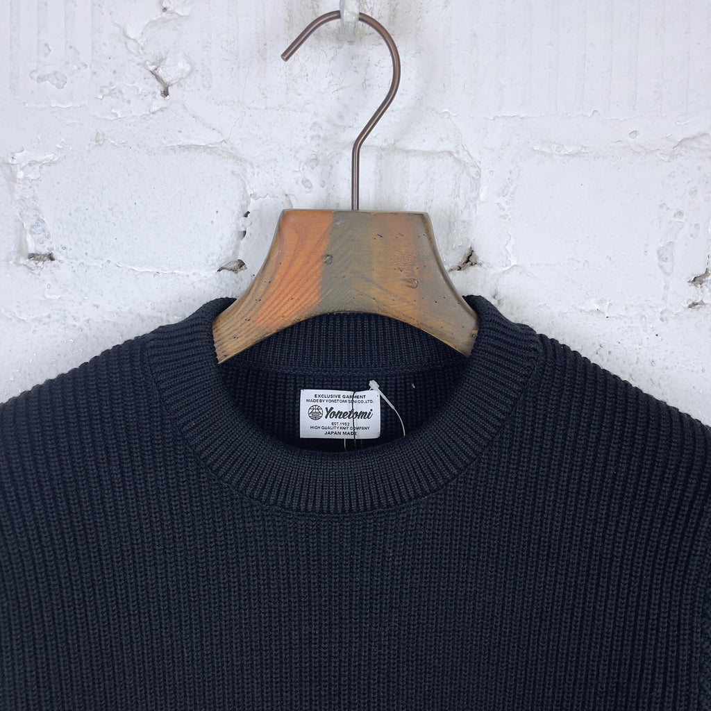 https://www.stuf-f.com/media/image/b2/f7/15/yonetomi-wool-rib-knit-sweater-black-2.jpg